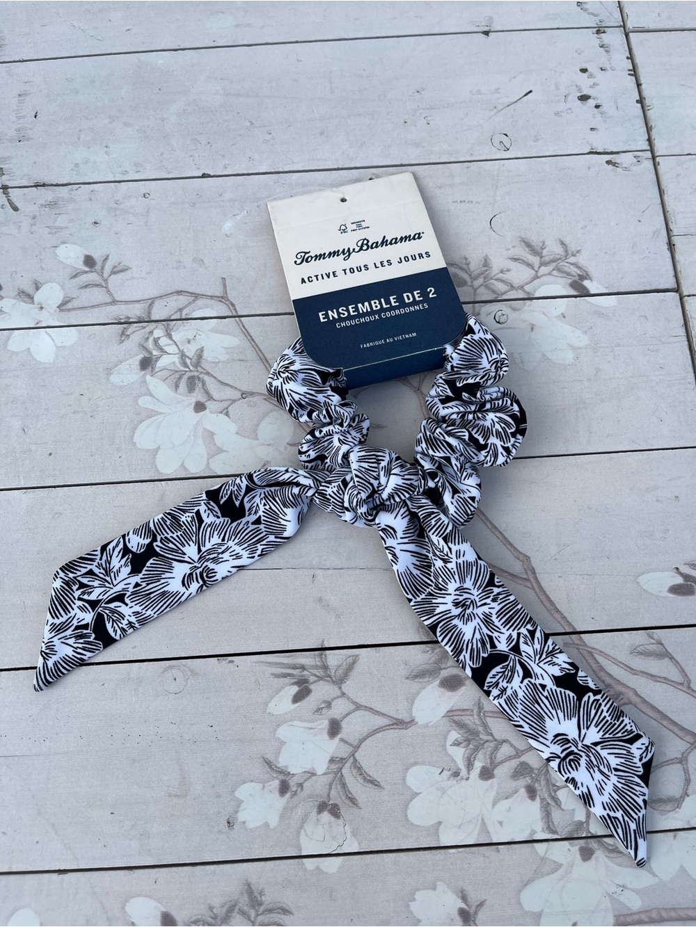 Tommy Bahama Black & White Floral Scarf Scrunchie